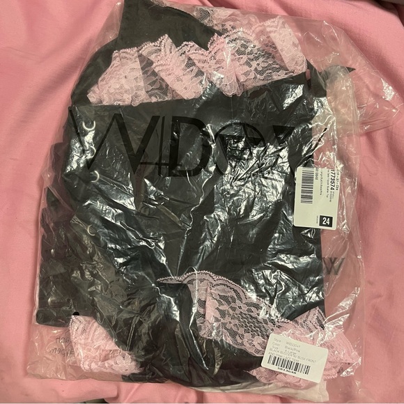 NWT - Widow x Dolls Kill Black & Pink THE CAKE TOPPER BUSTIER TOP - XL - Picture 6 of 11